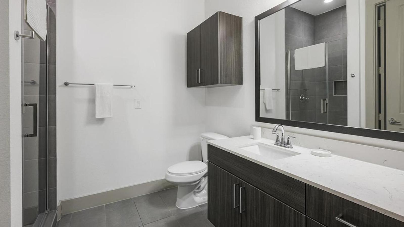 Landing - Modern Apartment With Amazing Amenities Houston Eksteriør bilde