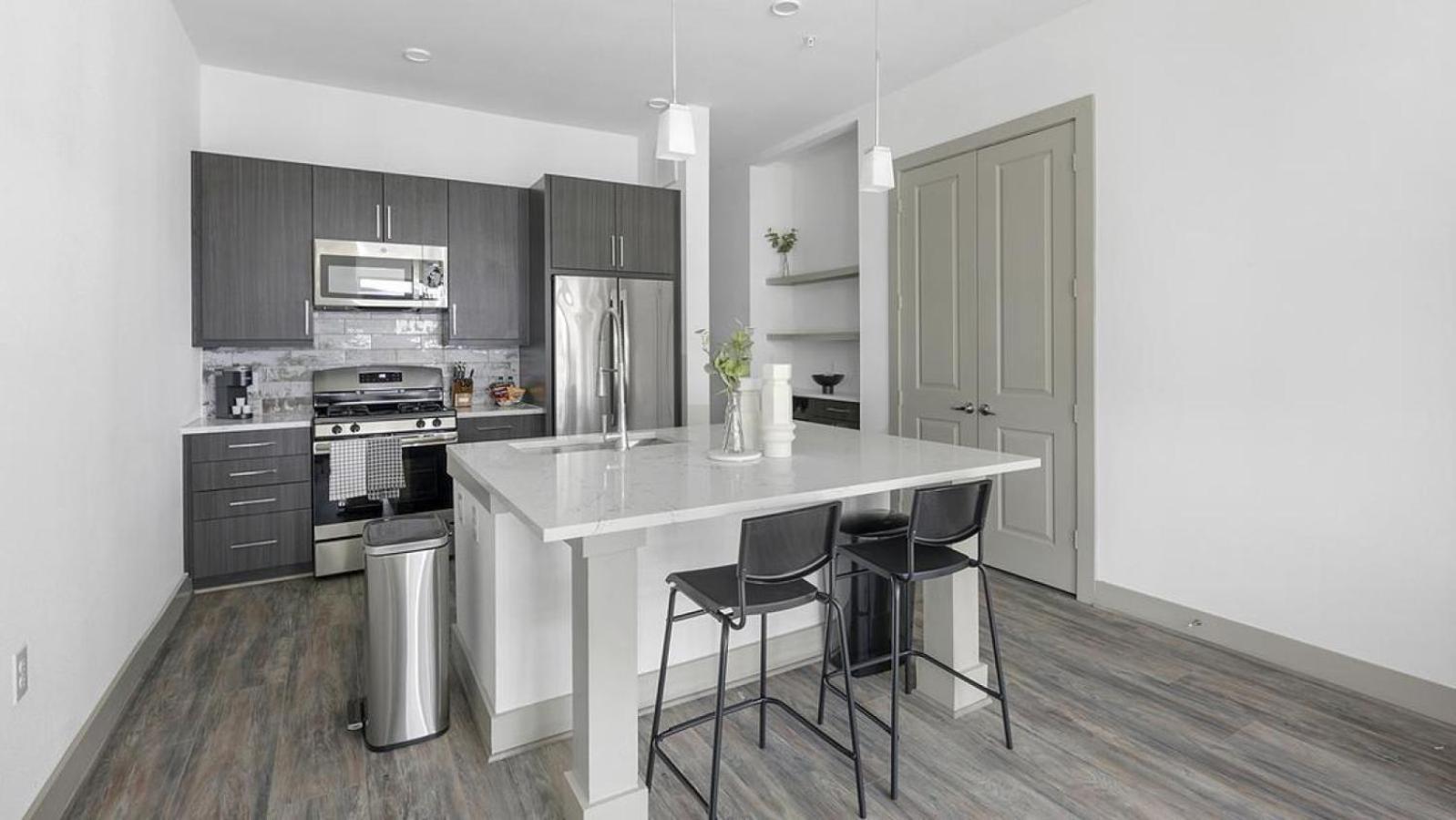 Landing - Modern Apartment With Amazing Amenities Houston Eksteriør bilde